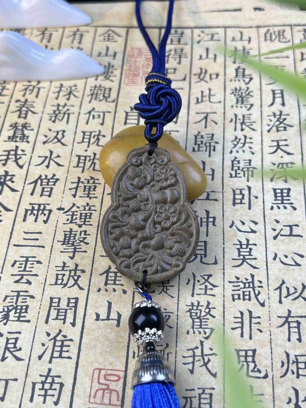 The Spring Reflects Twin Blessings: The White Tea Scented Plaque