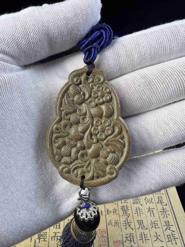 The Spring Reflects Twin Blessings: The White Tea Scented Plaque