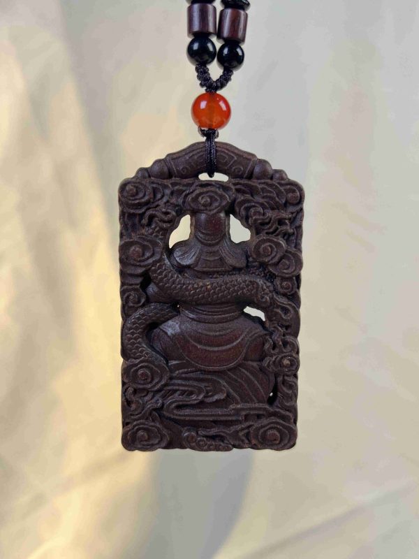 Saintly Guan: The Aura of Loyalty that Invites Wealth, Embodied in Sacred Fragrance