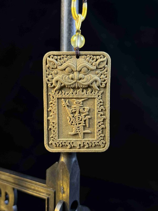 紫薇讳 The Purple Star Dispels All Malice: Agarwood Opens the Way to the Mysterious