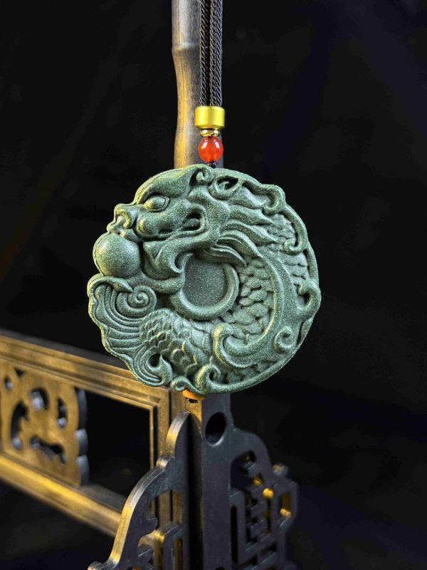 The Dragon Leaps Through Yu's Gate: The Gardenia's Scent Bears Witness to Enlightenment